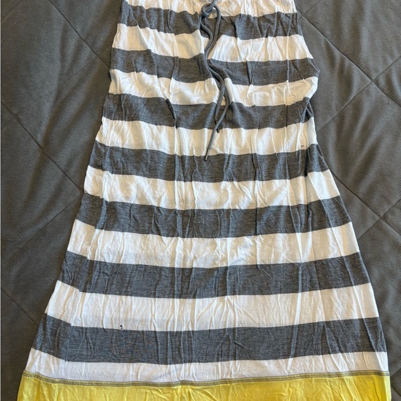 Colorful and Striped Maxi Skirts - Picture 4 of 6